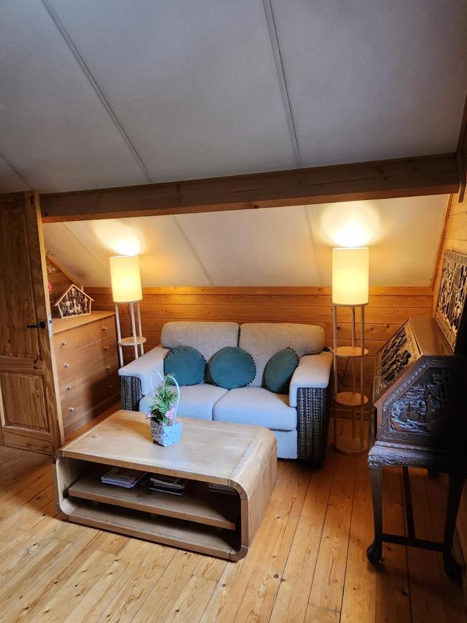 Le Chalet Du Cerf - Chambre D'Hote Somme-Leuze Extérieur photo
